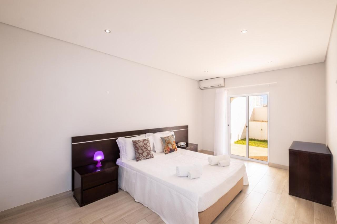 Villa Kevin By Atlantic Places Albufeira Exteriör bild